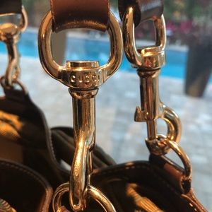 Gucci tote with scarf